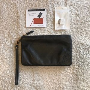 Mighty Purse Handbag Butler Wristlet
